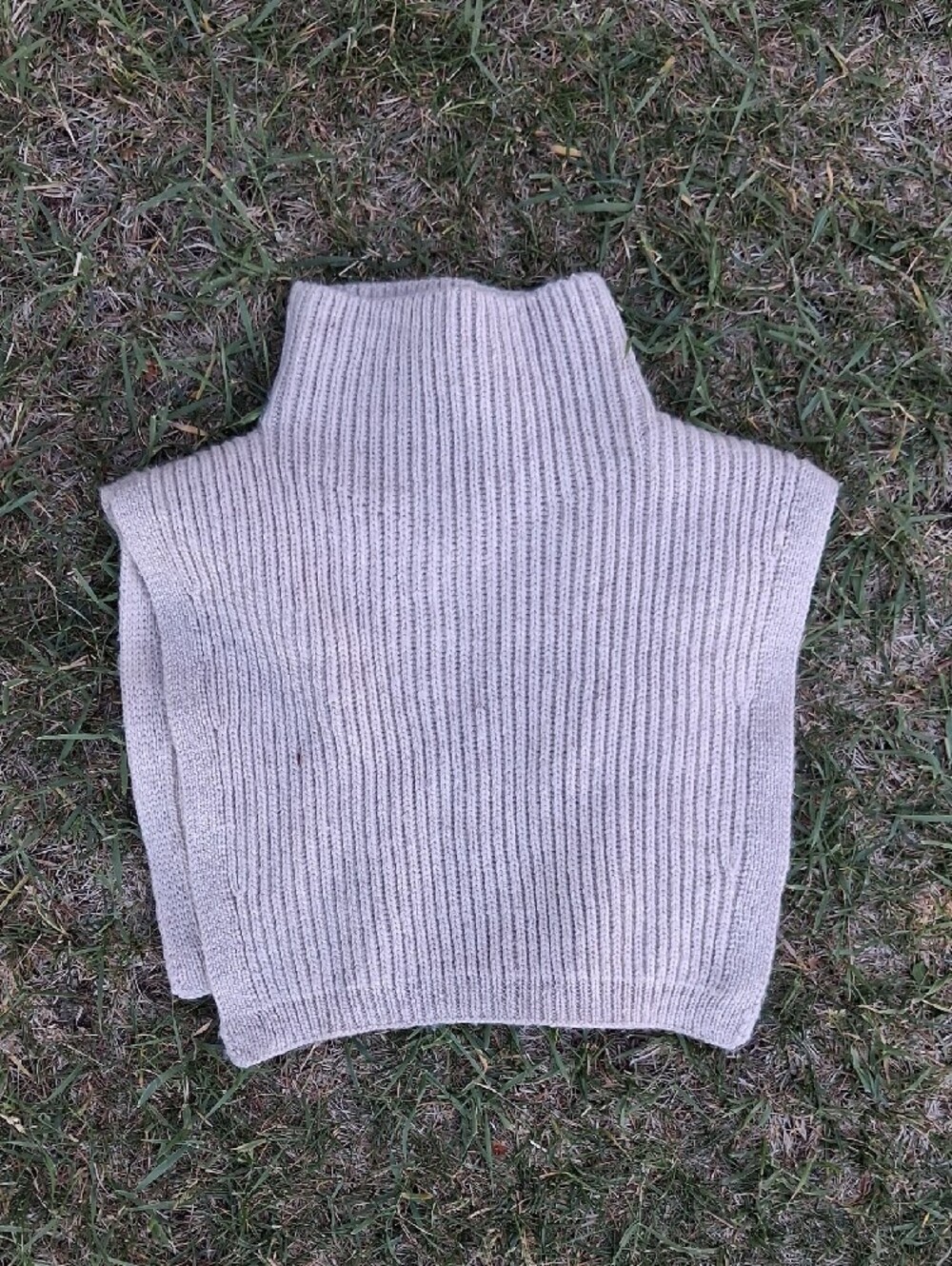 H&M Cream Ribbed Turtleneck Dickey - Picture 2 of 3